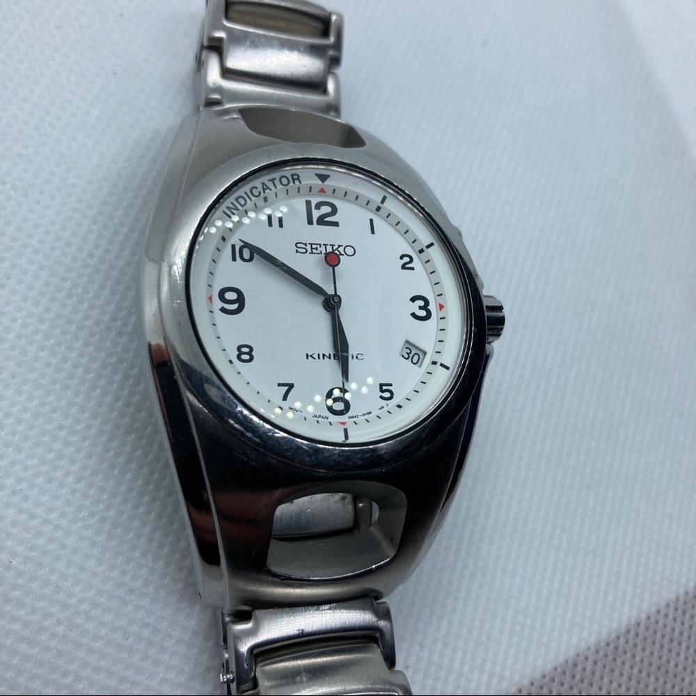 Vintage 1998 Seiko Kinetic 5M42